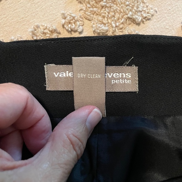 Suit Separates Blazer, Skirt & Slacks - Picture 10 of 16